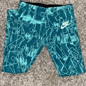 NIKE: Girls Leggings